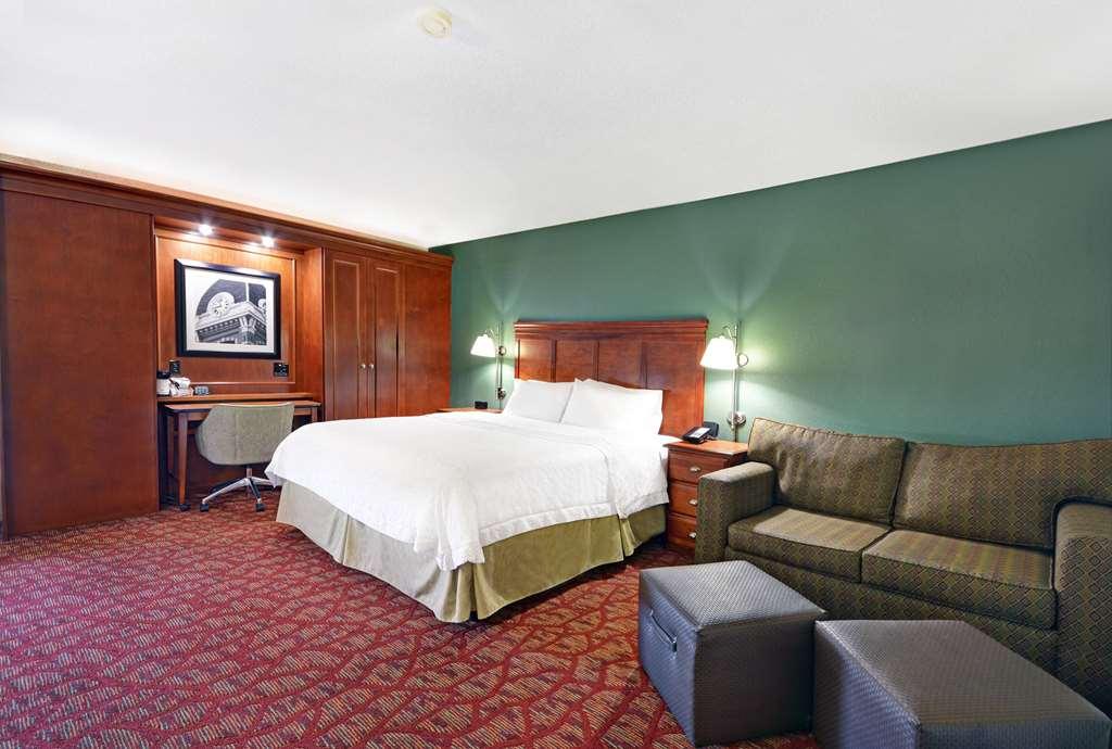 Hampton Inn Атенс Стая снимка