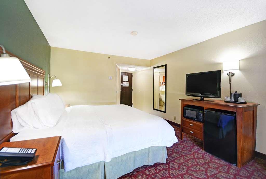 Hampton Inn Атенс Стая снимка