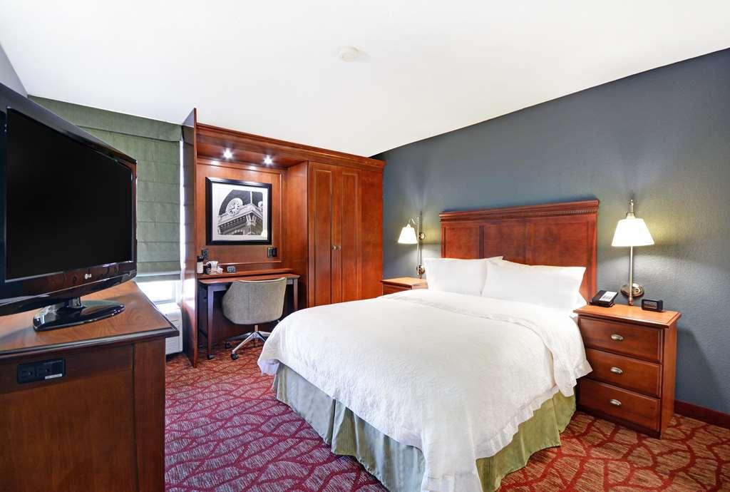 Hampton Inn Атенс Стая снимка