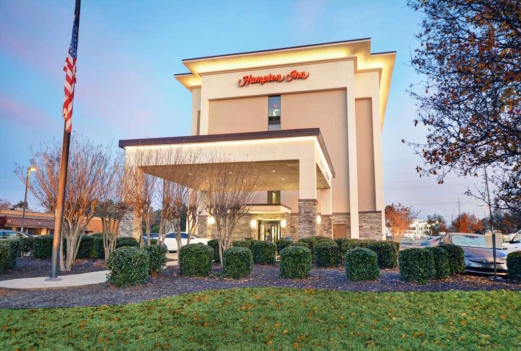 Hampton Inn Атенс Екстериор снимка