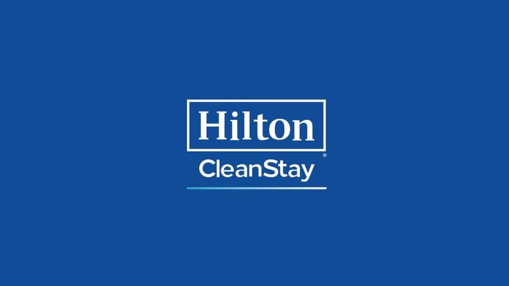 Hampton Inn Атенс Екстериор снимка