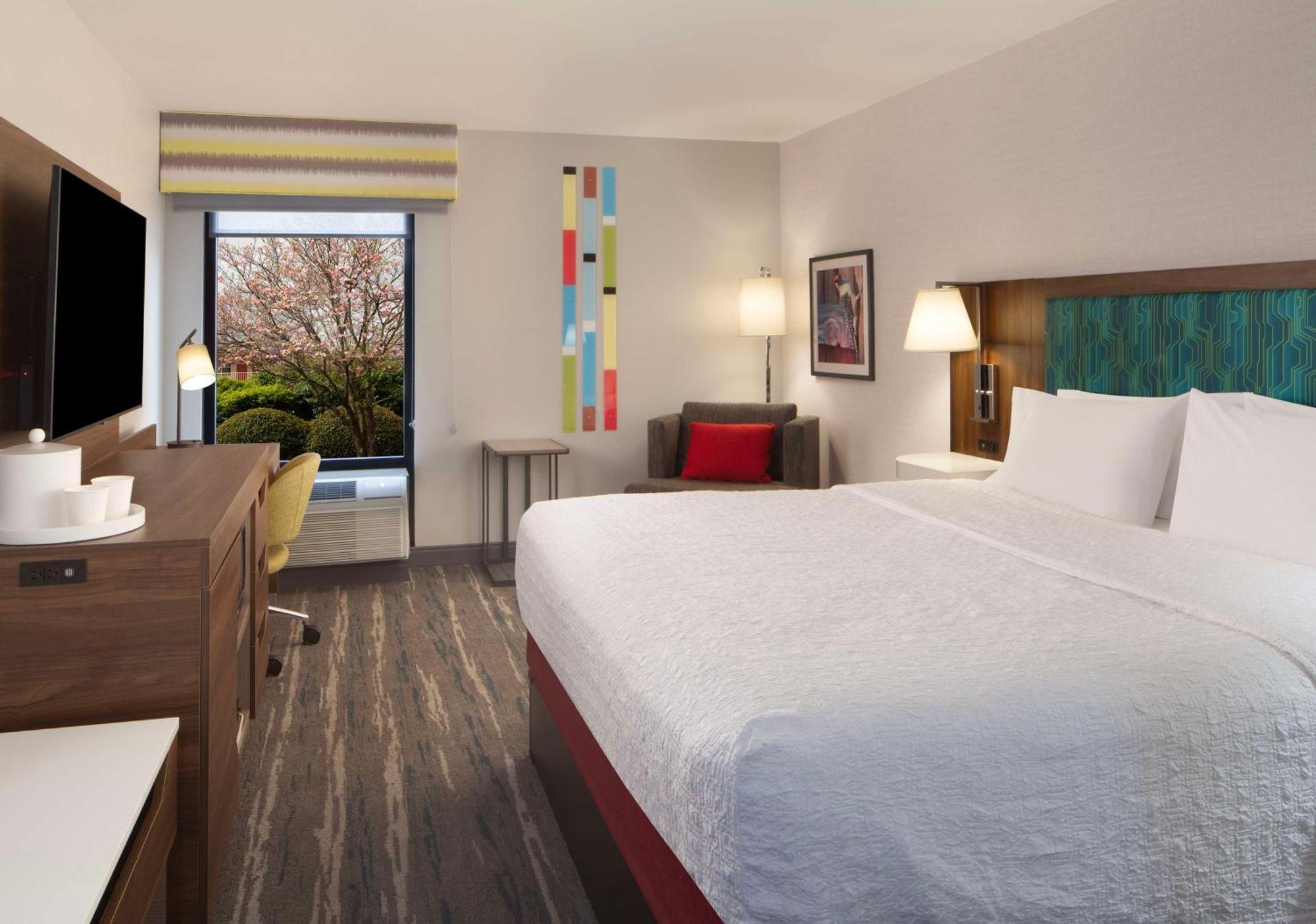Hampton Inn Атенс Екстериор снимка