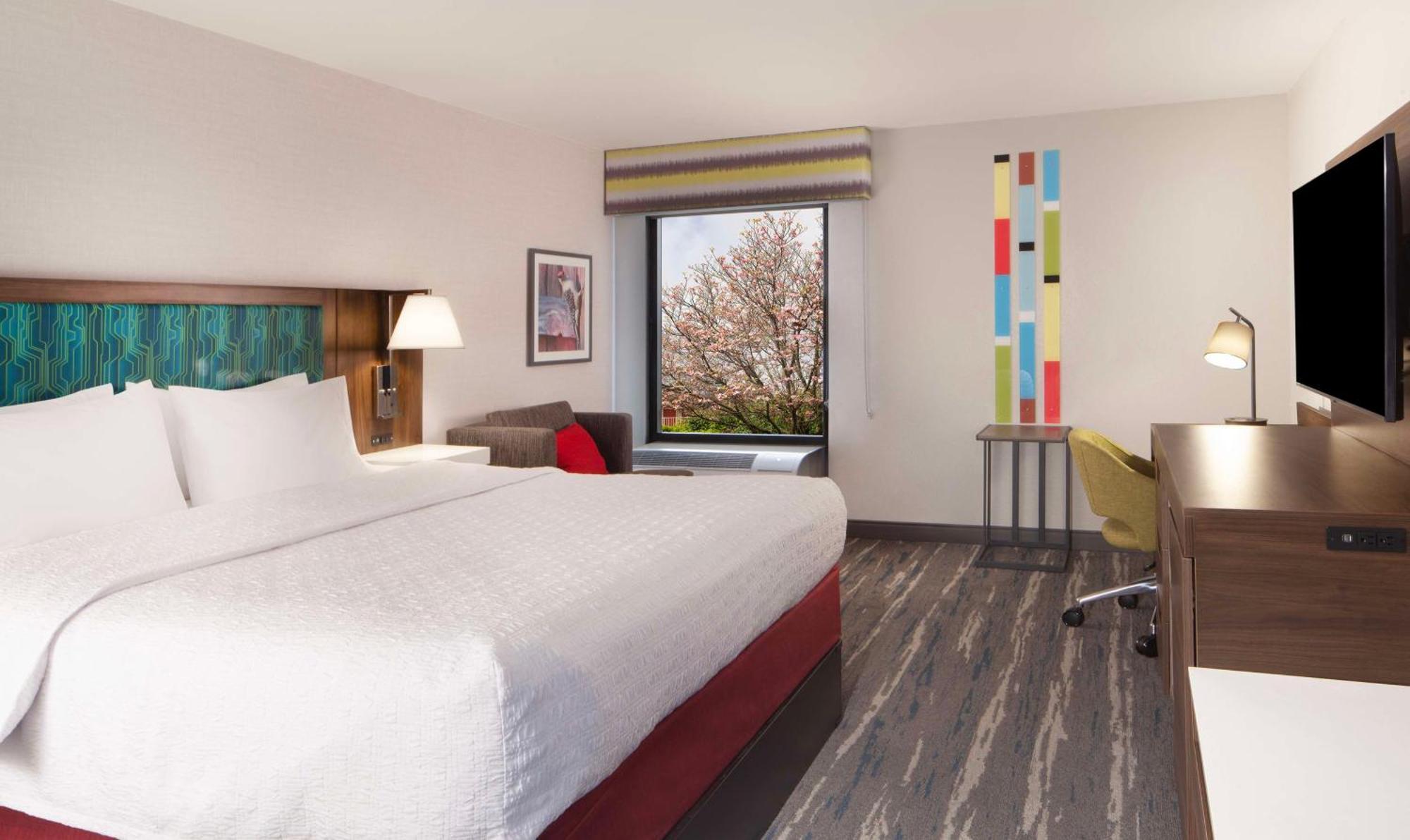 Hampton Inn Атенс Екстериор снимка